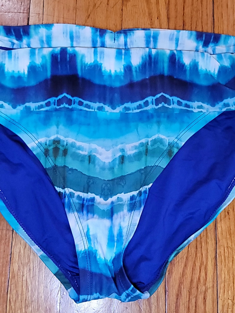 La Blanca Blue and Teal Patterned Swimwear Bottoms